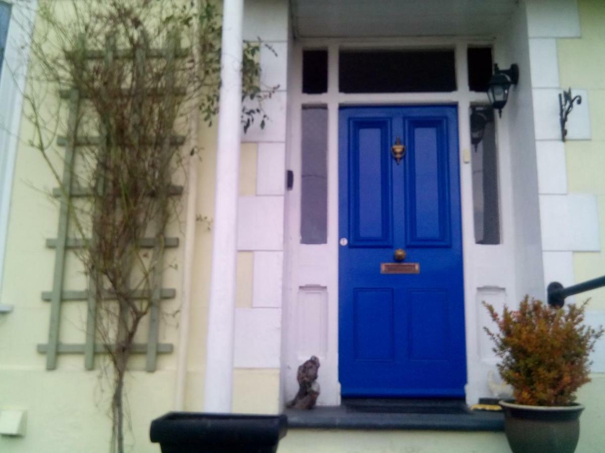 Bed and Breakfast Y Garreg Wen Llanybyther Exterior foto